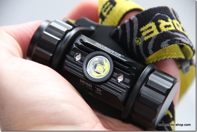 Review NiteCore HC50 055